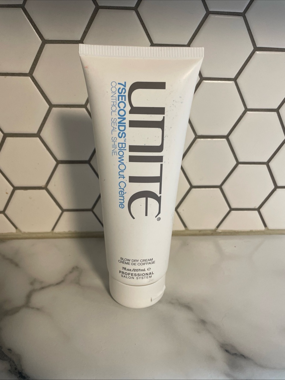 Unite 7SECONDS Blowout Creme